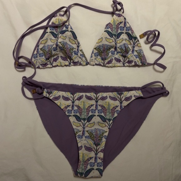 Tory Burch Mosaic reversible bikini set - Picture 7 of 7